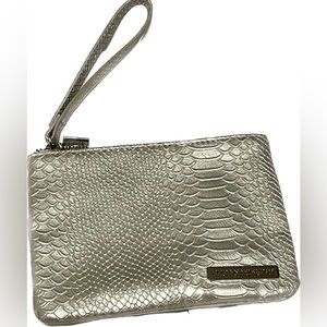 Rodan + Fields Silver Wristlet Makeup Pouch NWOT